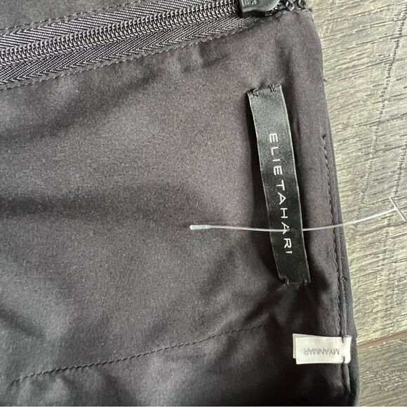 NWT Elie Tahari Bennet Pencil Skirt Black Wool Classic Professional Size 12 - Picture 9 of 12